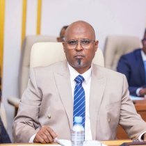 Madaxweyne Cirro Oo Dib Ugu Soo Laabtay Somaliland Kadib Safar Uu Ku Tegay Imaaraadka Carabta