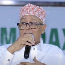 "intaynu illaahay dambi dhaaf Wadiisanno ayuu Inoo Dambi Dhaafaya"Sheekh Dirir DAAWO