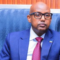 Xoghayaha Guud ee Xisbiga WADDANI, ahna Wasiirka Wasaaradda Madaxtooyada JSL, Md. Khadar Xuseen Cabdi, ayaa maanta kulan muhiim ah la yeeshay Guddida Qaban-qaabada Shirweynaha Xisbiga WADDANI.