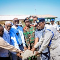 Flydubai Looma Hanjabi Karo Sharci ayay Ku Taagan tahay Hawada sare Wasiir ayaa Warqad soo Soo Saara DAAWO