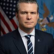 Wasiirka Madaxtooyada Somaliland oo Dharka Ciidda Gudoonsiiyay Carruurta Xarunta Dhaqan-celinta Maxamed Mooge