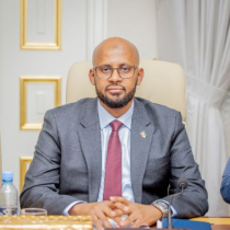 Wasiirka Maaliyadda Somaliland oo la kulmay Safiirka Denmark