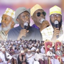Caaqilka Beesha Reer Saalax Aadan Nuux Oo Lagu Caleemo Saaray Burco DAAWO