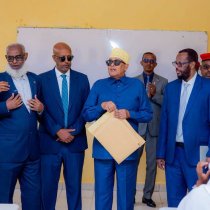 Warbaahin Caalami ah oo Sheegtay Shan Dal oo La Filayo inay Aqoonsadaan Somaliland