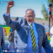 "Dunidu Maanta Waxa ay ku Socotaa Isbedel Degdega, Sidaas Darteed Waa in aynu la Jaan-qaadnaa "