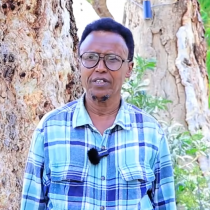 "Wasiir Barkhad waxan Leeyahay Siyaad Bare ayaan ka diidnay Hadlin,Hore u seexo iyo Ha qayilin" DAAWO