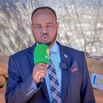 Wafti ka Socda Golaha Wakiillada oo Deeq Gaadhsiiyey Ceel Afweyn