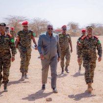 Wasiirka Gaashaandhigga iyo Taliyaha Ciidanka Qaranka oo Ku Dhawaaqay Mushahar Kordhin 50% ah