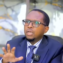 Maxay ku heshiiyeen Guddoomiyaha Maxkamadda Sare iyo Wasiirka Caddaaladu? DAAWO