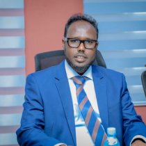 Muxuu Madaxwayne Cirro u doortey inuu Maalgashi u raadiyo Somaliland? DAAWO