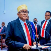 Madaxweynaha JSL oo Farxada Ciida la qaadanaya Shacabka reer Hargeisa. SAWIRO