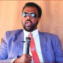 Xaabsade Ilaa Khaliif Sool Siyaasiyin Guurguura Iyo Nabar Dusha Laga Dhayayo.