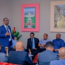 Xildhibaano ka tirsan Golaha Wakiilada Somaliland ayaa magaalada Brussels kula kulmay Xubno ka mid ah Xildhibaanada Midowga Yurub ugu jira Dalka Holland.