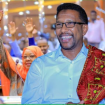 DEG DEG: Barkhad Batuun Oo Iska Casilay Xildhibaanimada – Golaha Wakiillada Oo Ansixiyey