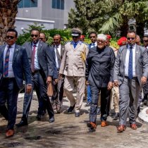 "Anigu u Jawaabimaayo Cid kasta oo Xukuumadda dhaliisha" Madaxweyne Cabdiraxmaan Cirro DAAWO