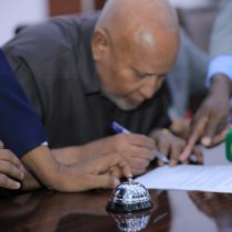 Golaha Guurtida Somaliland Oo Ansixiyey Iscasilaadda Guddoomiye Saleebaan Maxamuud Aadan