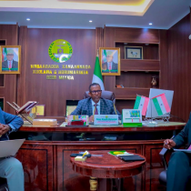 Wasaaradda Xannaanada Xoolaha Oo Bangiyada Kala Hadashay Maalgelinta Waaxda Xoolaha